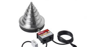 Lightweight industrial heater for bearings